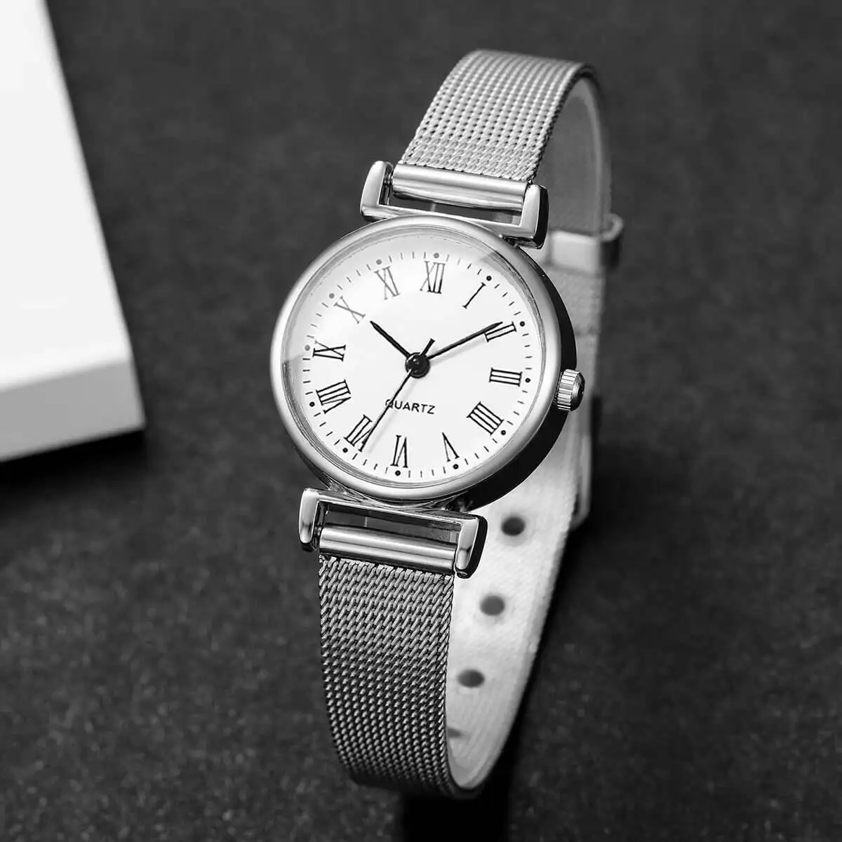 1/2PCS Fashion Women Watches C - Stainless Mesh Band 评论和价格